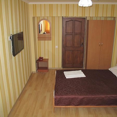 Economy Hotel Zhyger Astana Exterior photo